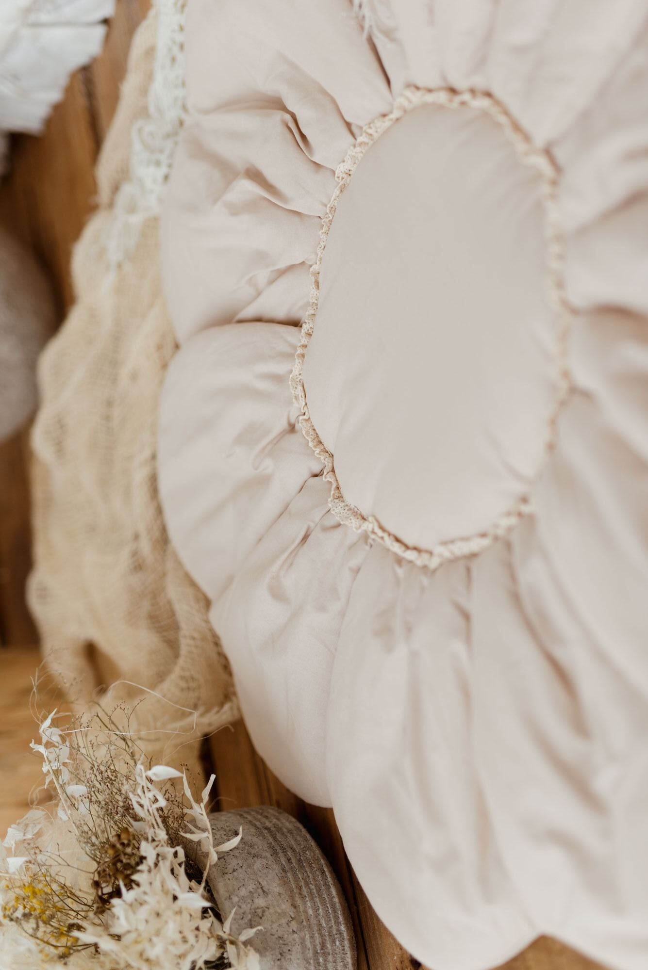 【PRE ORDER】Flower rug NATURAL