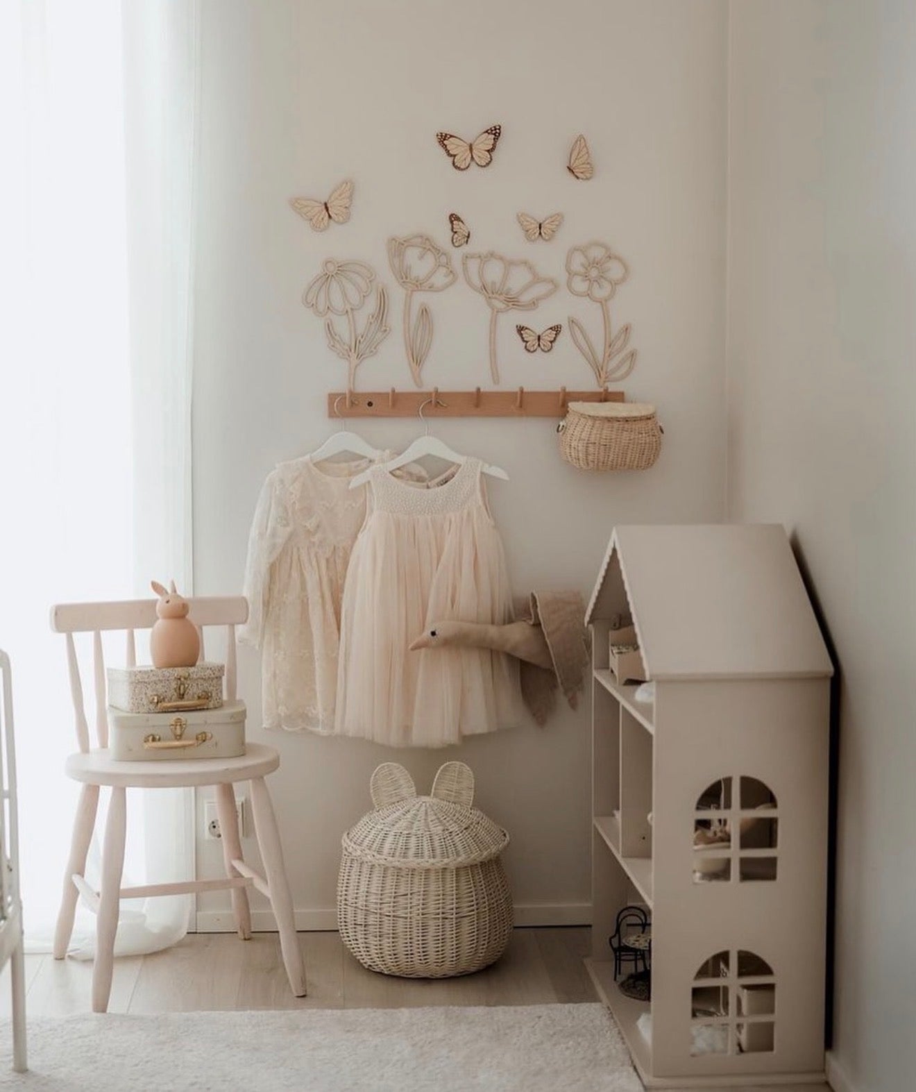Wood decoration