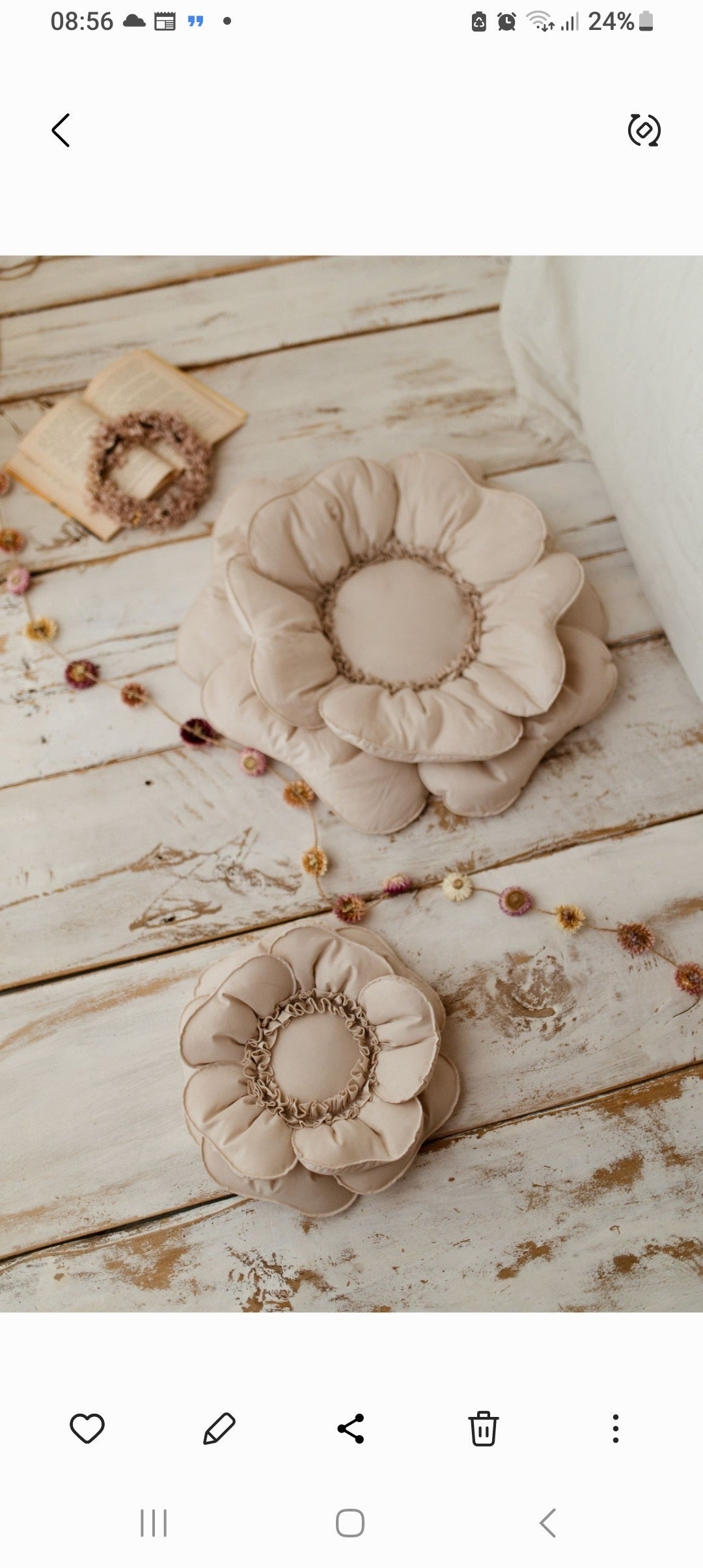 【PRE ORDER】Flower cushion BEIGE