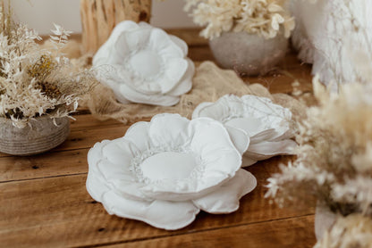 【PRE ORDER】Flower cushion WHITE
