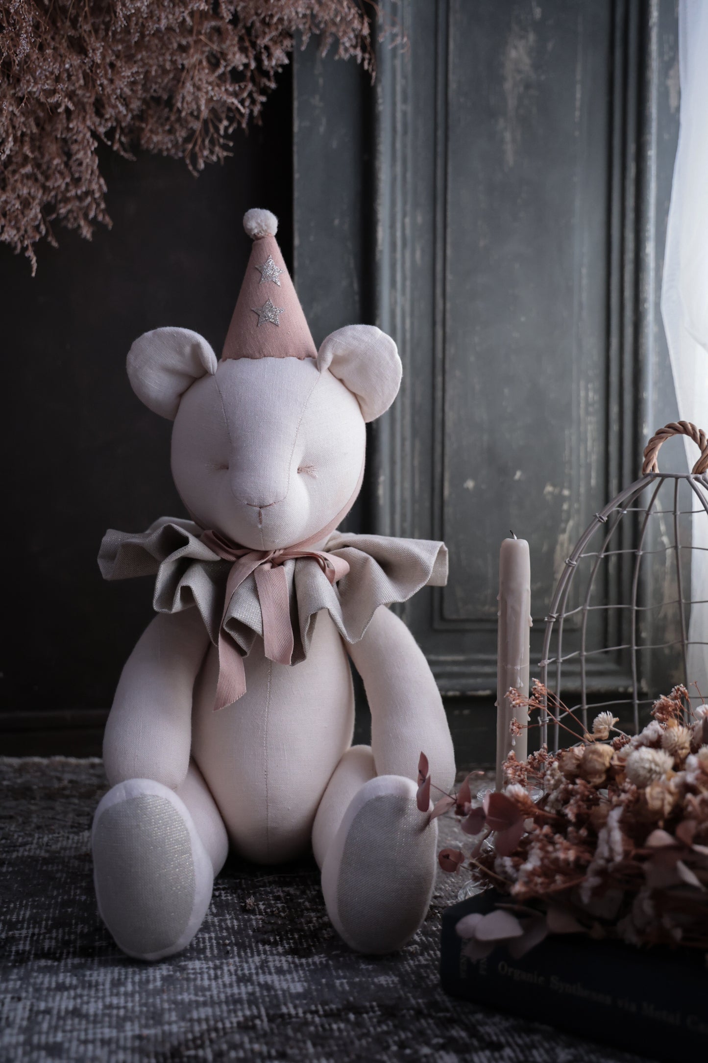 Teddy BearーThe House of Small Lights