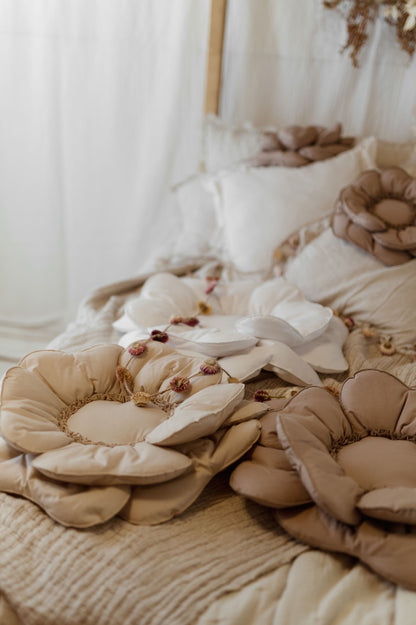 Flower cushion