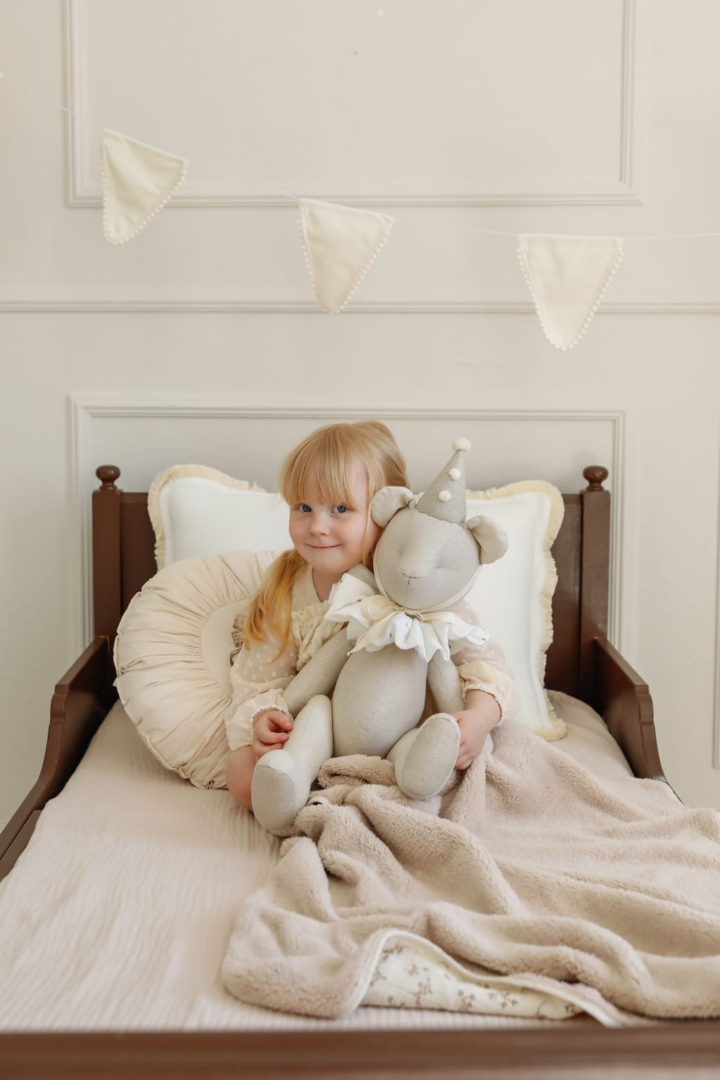 Teddy BearーThe House of Small Lights
