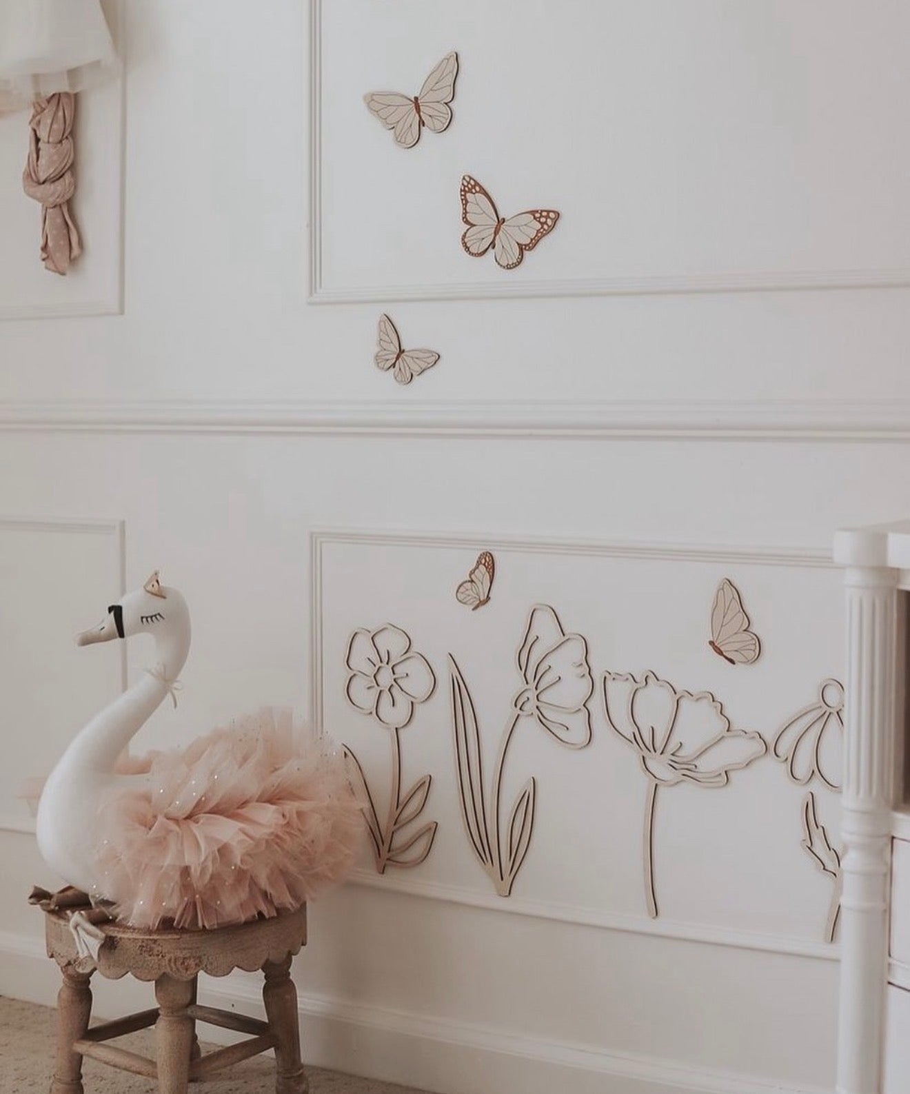 Wood decoration